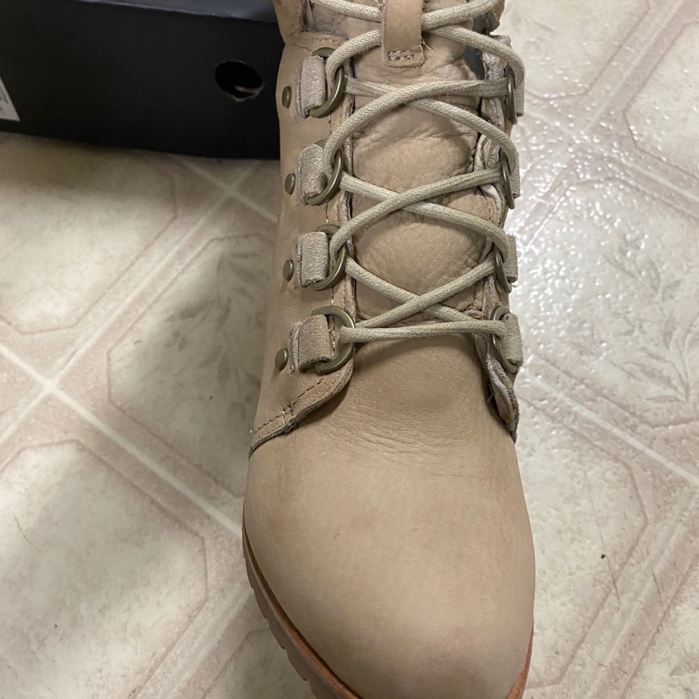 SOREL After Hours Lace Shearling Bootie - Picture 8 of 12